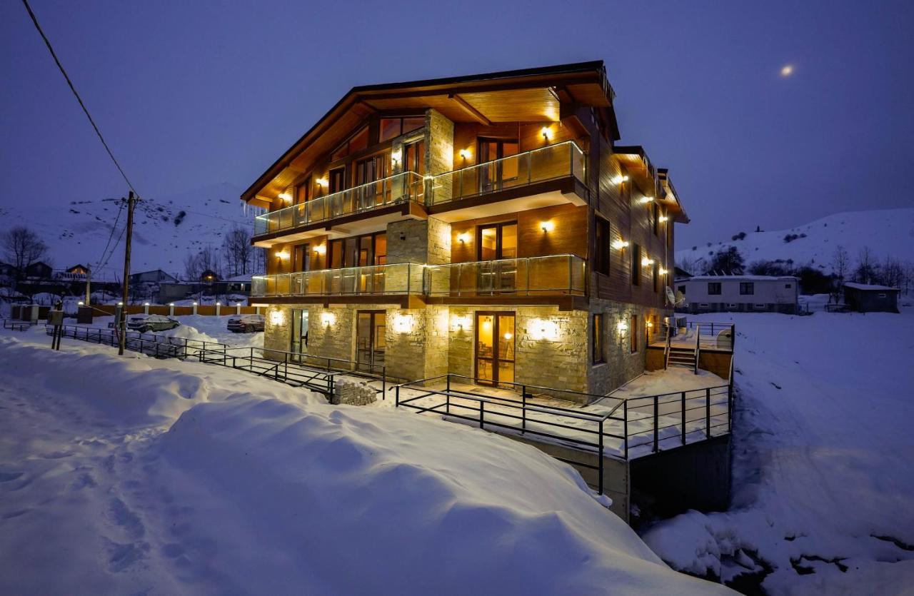 Pine Chalets By Ka Group Gudauri Eksteriør billede