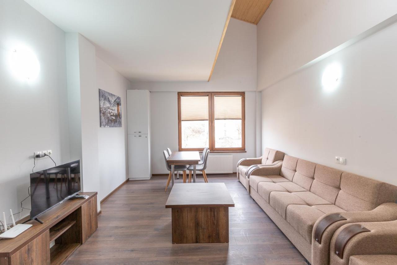 Pine Chalets By Ka Group Gudauri Eksteriør billede